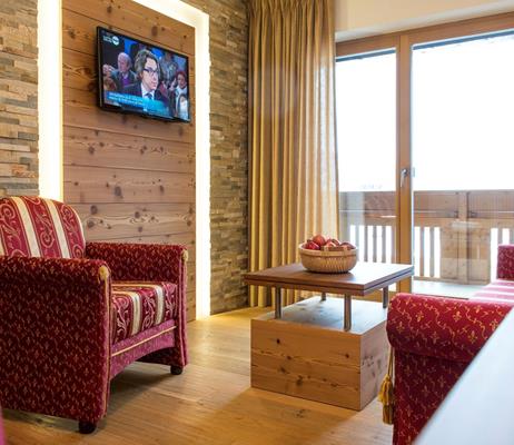 Living room with balcony - Suite Panorama